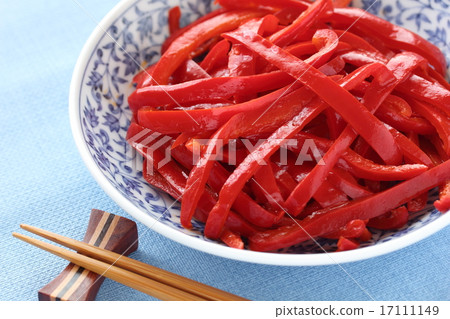 Stir-fried red bell pepper Stir-fried red bell pepper 17111149
