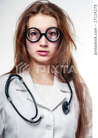 Funny doctor  17114278