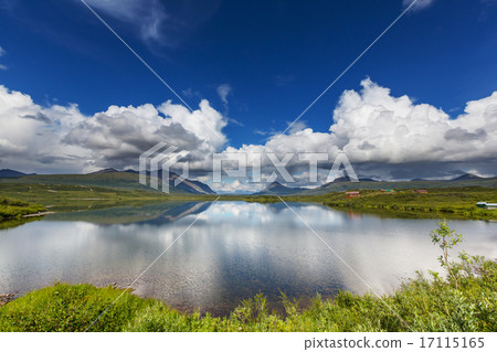 Lake on Alaska Lake on Alaska 17115165
