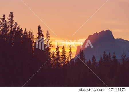 Mountains sunset Mountains sunset 17115171