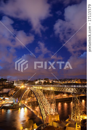 Ponte Dom Luiz I Bridge in Porto by Night Ponte Dom Luiz I Bridge in Porto by Night 17115579