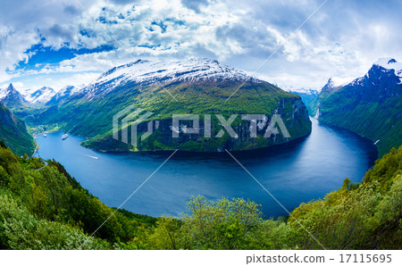 Cruise Ship, Liners On Hardanger fjorden, Norway 17115695