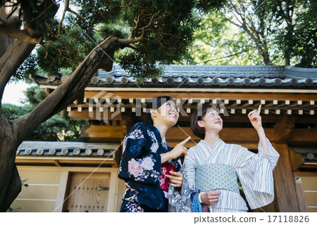 Two girls in a yukata traveling alone 17118826