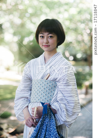 浴衣的女人 17118847