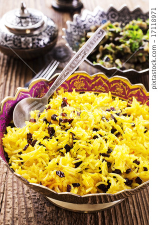 saffron rice with barberries 17118971
