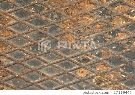 Rusty metal grid 17119445
