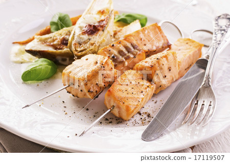 grilled salmon skewer 17119507