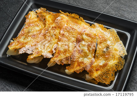 與羽毛的可口罐貼紙中國食物 與羽毛的可口罐貼紙中國食物 17119795