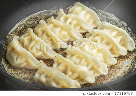 與羽毛的可口罐貼紙中國食物 與羽毛的可口罐貼紙中國食物 17119797