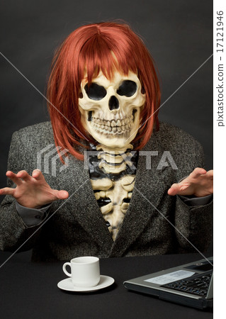 Amusing skeleton with red hair - Halloween Amusing skeleton with red hair - Halloween 17121946
