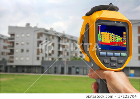 Recording Building With Thermal Camera Recording Building With Thermal Camera 17122704