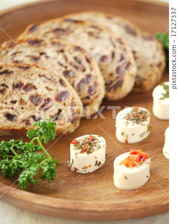 Cream cheese hors d'oeuvres and Karen's bread (high angle) 17127337