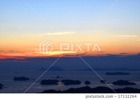 Dusk of Saikai National Park Kujukushima 17132264