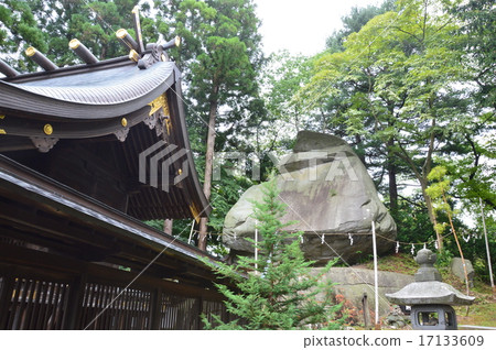 Wolverite（Sakurayama Shrine / Iwate Prefecture Morioka-shi Uchimaru） 17133609