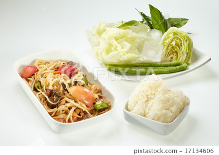 Papaya salad with  salted crab, Som Tam Thai 17134606