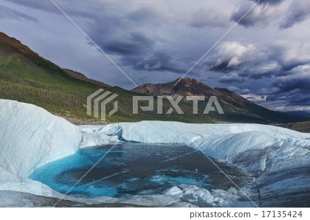 Kennicott glacier Kennicott glacier 17135424