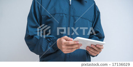 商 17136029