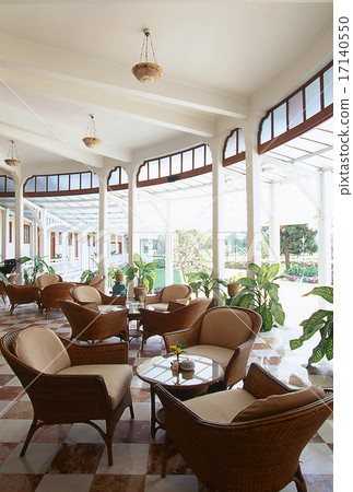 Restaurant / Salon / Cafe / Lounge 17140550