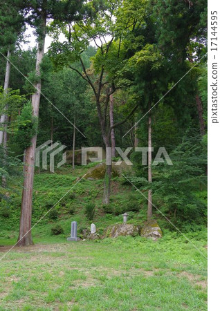信州安曇野小岩城遺址公園(中世紀戰國時期的山城遺址)戰爭紀念碑 信州安曇野小岩城遺址公園(中世紀戰國時期的山城遺址)戰爭紀念碑 17144595