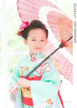 慶祝孩子的第五和第五年 慶祝孩子的第五和第五年 17144728