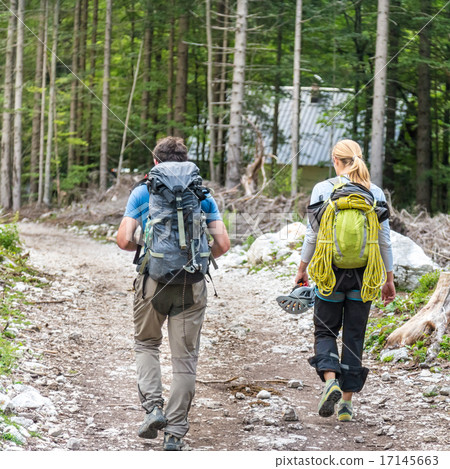 Training with fitness straps outdoors. 17145663