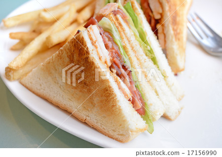 美味的BLT三明治 17156990