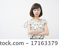 一個憤怒的女人 17163379