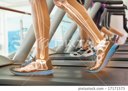 Highlighted bones of man on treadmill Highlighted bones of man on treadmill 17171573