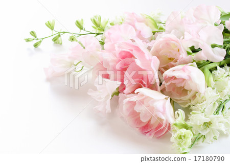 Bouquet of tulip and sweet pea and lark spar (horizontal part) Bouquet of tulip and sweet pea and lark spar (horizontal part) 17180790