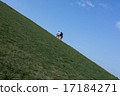 人們爬坡 17184271