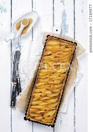 Quince Tart 17184977