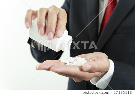 Lots of medicine in the palm Lots of medicine in the palm 17185118