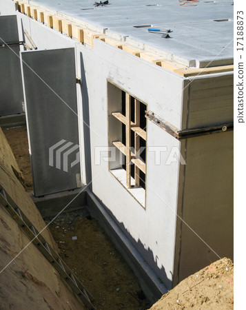 Construction of a cellar 17188873