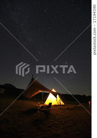 Tent and Starry Sky 17194390