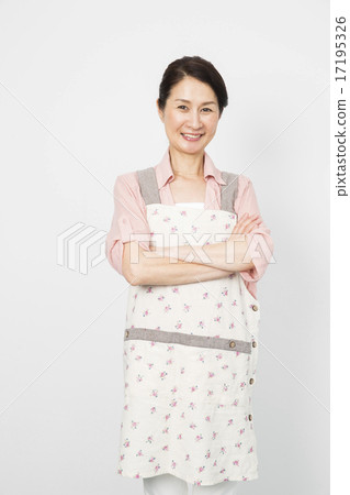 Senior woman in apron Senior woman in apron 17195326
