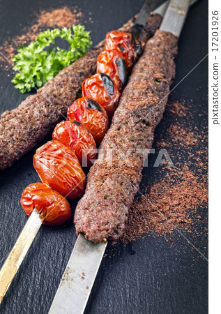 grilled koobideh with tomatos 17201926