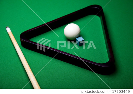 Pool balls, vivid colors, natural tone 17203449