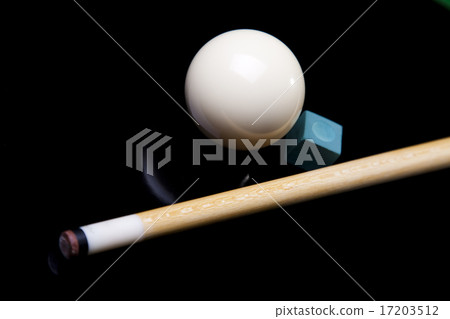 Pool balls, vivid colors, natural tone 17203512