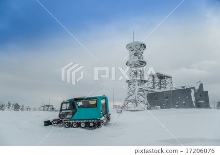 Shiga Takahara Yokoteyama山頂雪場雪車 Shiga Takahara Yokoteyama山頂雪場雪車 17206076