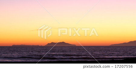 Anacapa Sunset 17207556