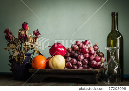 Many fruits in trays Many fruits in trays 17208096