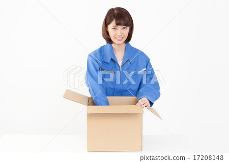 包裝它的年輕女士 包裝它的年輕女士 17208148