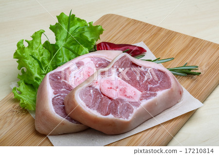 Pork knee steack 17210814