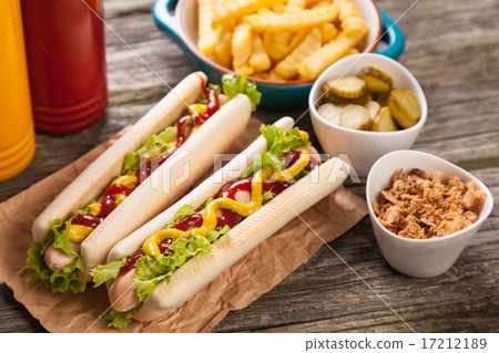 Hot dogs 17212189
