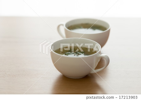 湯 湯 17213903