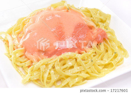 Delicious mentaiko pasta 17217601