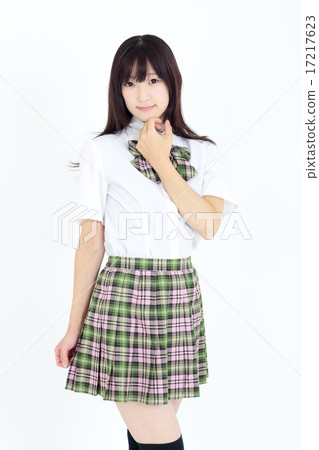 學校的女生 17217623