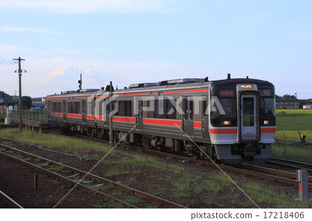 Rapid Shimizu by the Kiha 75 form Rapid Shimizu by the Kiha 75 form 17218406