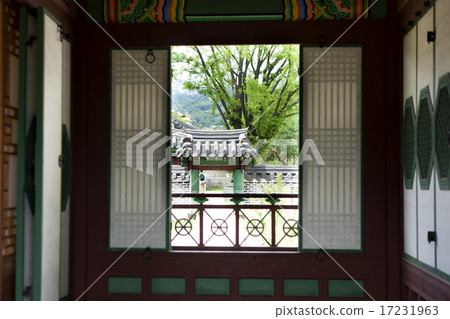 [PHO186] Tradition II_256 17231963