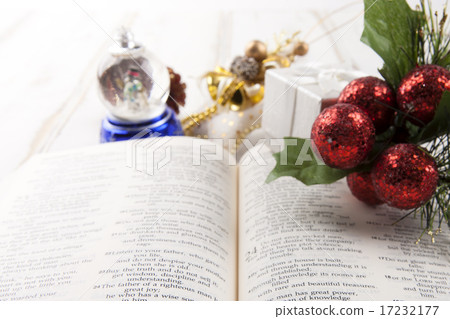 [PHO187] Books & Music_030 17232177